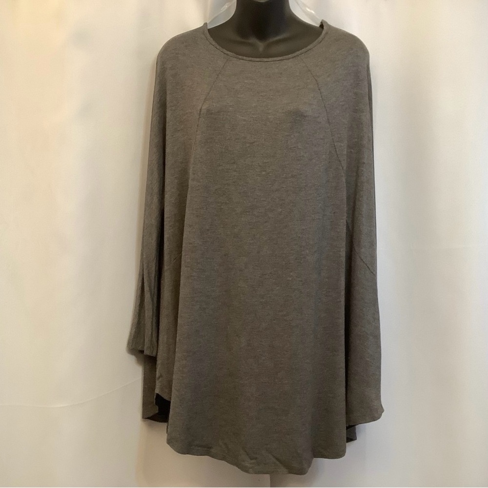 Emerald Top Women’s Size 2X Tunic Loose Fit